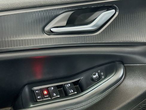 Used 2024 Jeep Grand Cherokee L Laredo image 15