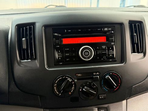 Used 2017 Nissan NV200 S image 23