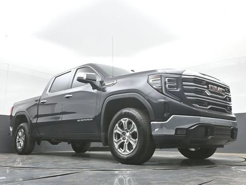 Used 2024 GMC Sierra 1500 SLT image 41