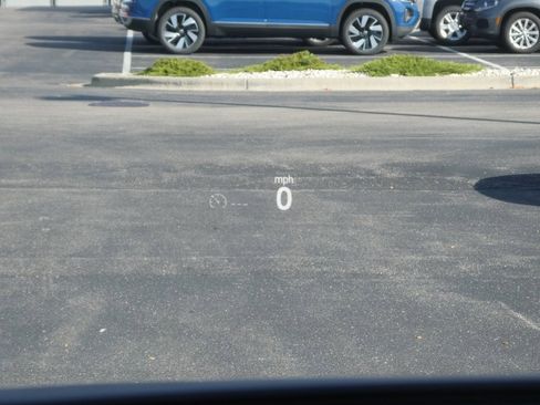 New 2025 Volkswagen ID. Buzz Pro S Plus image 11