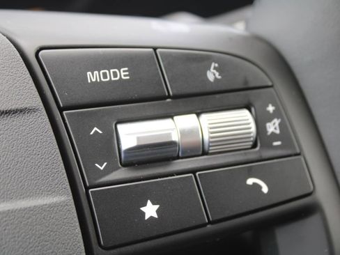 New 2026 Kia Sportage SX FWD image 34