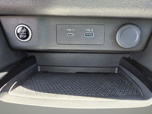 Used 2023 Nissan Rogue S FWD image 13