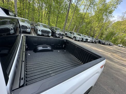 New 2026 Toyota Tundra SR5 AWD/4WD image 18