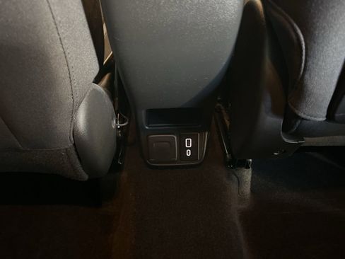 Used 2023 Chevrolet TrailBlazer LT w/ Convenience Package image 22