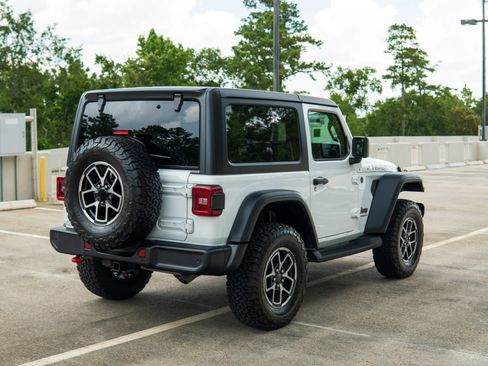 Used 2026 Jeep Wrangler Rubicon w/ Safety Group AWD/4WD image 7