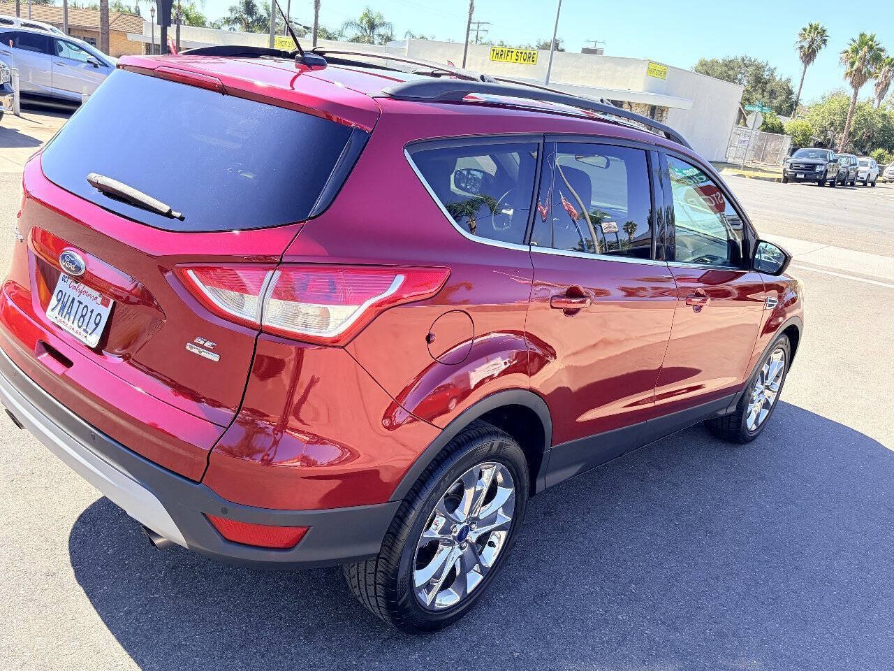 Used 2015 Ford Escape SE w/ Equipment Group 201A AWD/4WD image 7
