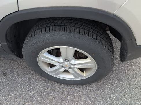 Used 2017 Chevrolet Trax LS AWD/4WD image 11