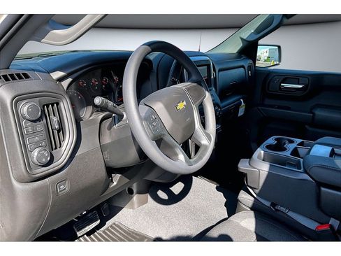 New 2026 Chevrolet Silverado 1500 Custom image 7