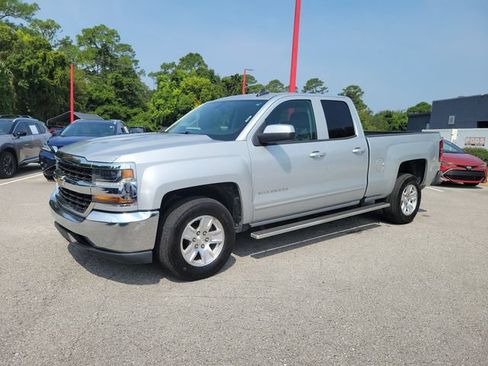 Used 2018 Chevrolet Silverado 1500 LT RWD image 5