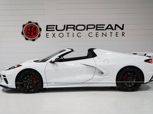 Used 2026 Chevrolet Corvette Stingray Convertible w/ Z51 Performance Package RWD image 6
