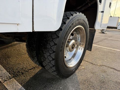 Used 2022 Ford F550 4x4 SuperCab Super Duty image 25