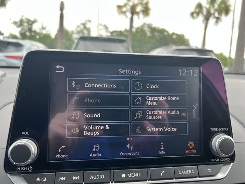 Used 2021 Nissan Altima 2.5 SV FWD image 24