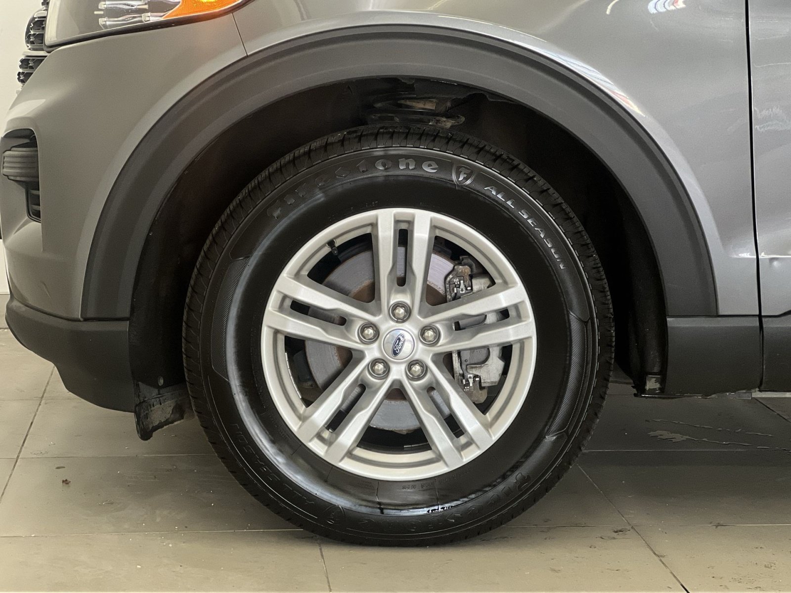 Used 2023 Ford Explorer XLT AWD/4WD image 11