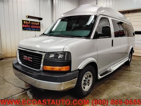 Used 2014 GMC Savana 2500 Extended RWD image 4