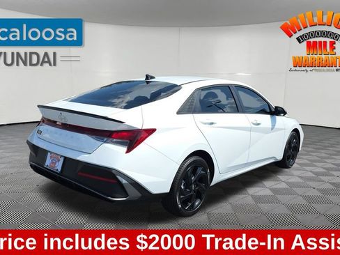 Used 2026 Hyundai Elantra Sport FWD image 8