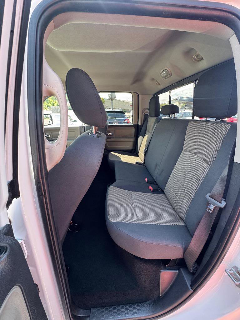 Used 2012 RAM 1500 Classic SLT RWD image 17