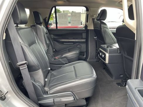 Certified 2024 Ford Expedition XLT AWD/4WD image 22