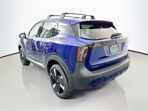 New 2026 Nissan Kicks SR image 5