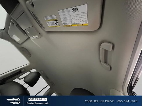 Used 2024 Nissan Armada SV AWD/4WD image 20