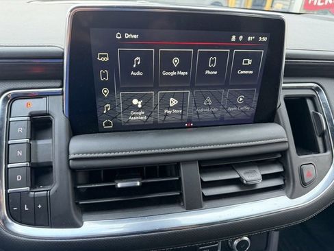 Used 2024 GMC Yukon XL SLT image 9