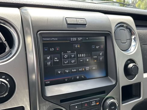Used 2014 Ford F150 FX4 w/ Equipment Group 402A Luxury AWD/4WD image 21