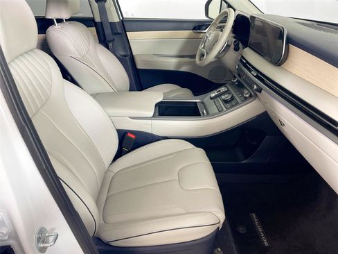 Used 2025 Hyundai Palisade Limited AWD/4WD image 29