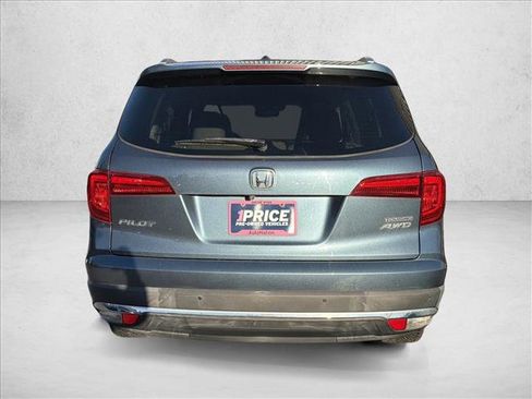 Used 2018 Honda Pilot Touring image 6