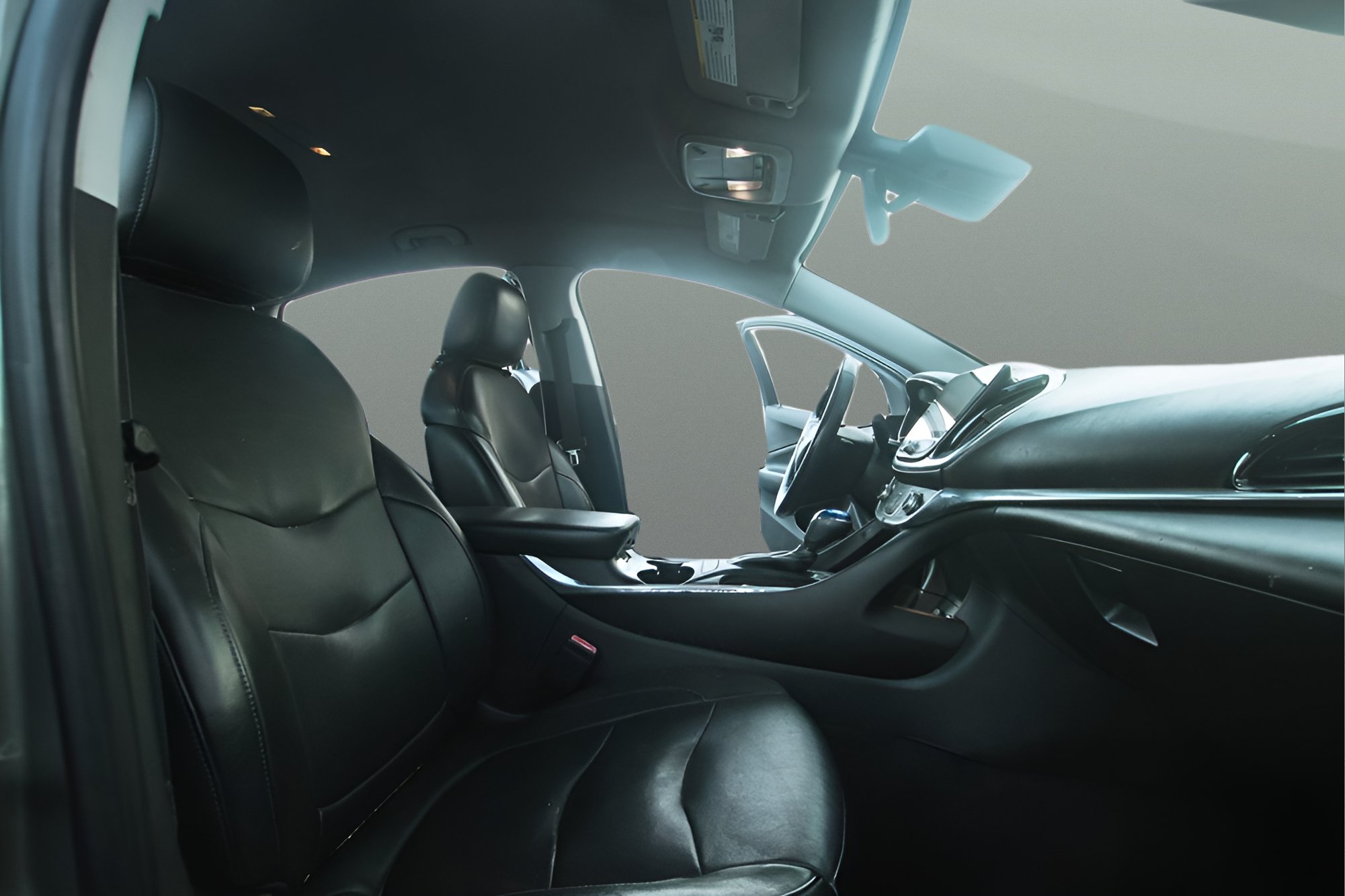 Used 2016 Chevrolet Volt Premier FWD image 14