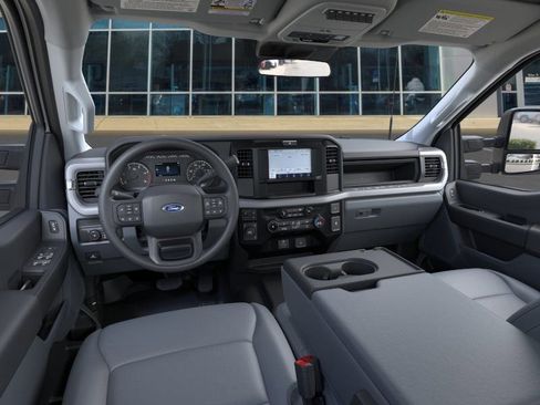 New 2026 Ford F550 4x4 SuperCab Super Duty image 9