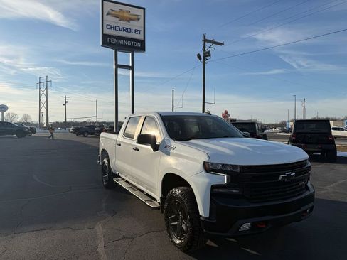 Used 2021 Chevrolet Silverado 1500 LT Trail Boss w/ Convenience Package II image 22