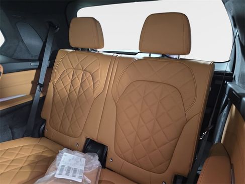 New 2026 BMW X7 xDrive40i image 15