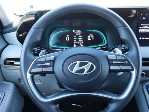 Used 2025 Hyundai Palisade SEL FWD image 22