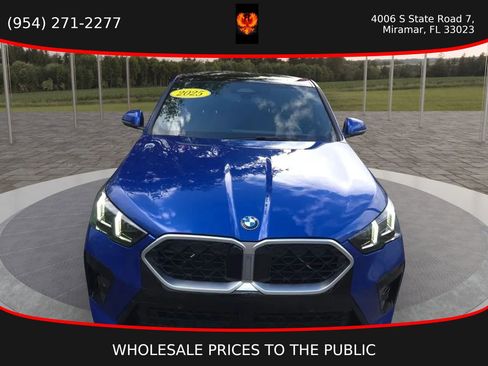Used 2025 BMW X2 xDrive28i image 2