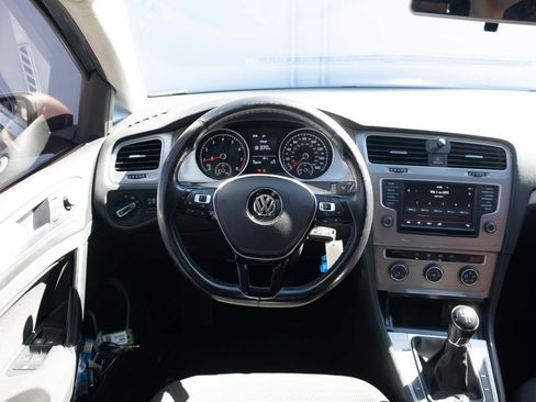 Used 2016 Volkswagen Golf S FWD image 2