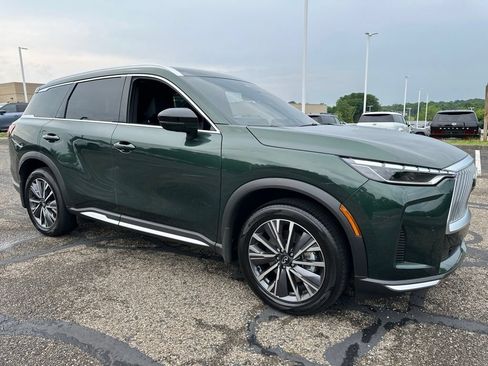 Certified 2026 INFINITI QX60 Luxe w/ Cargo Package AWD/4WD image 10