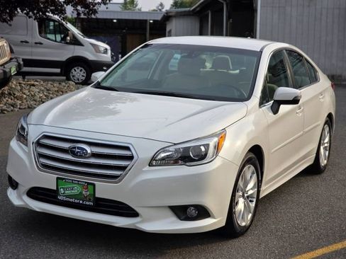 Used 2017 Subaru Legacy 2.5i Premium image 3