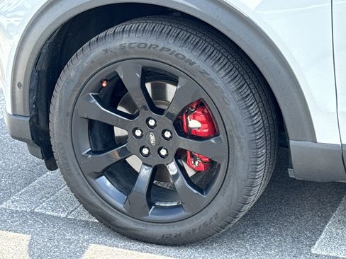 Used 2020 Ford Explorer ST w/ ST Street Pack AWD/4WD image 9