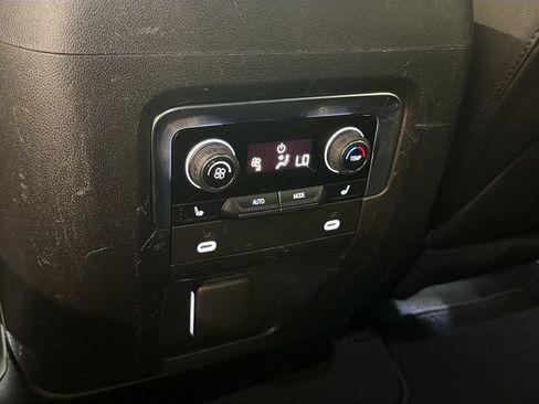 Used 2023 Chevrolet Tahoe Premier RWD image 25