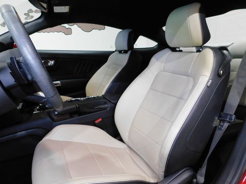 Used 2015 Ford Mustang Premium RWD image 36