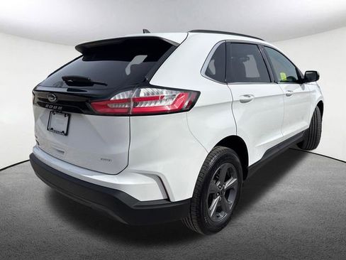 Used 2022 Ford Edge SEL w/ Sport Appearance Package AWD/4WD image 13