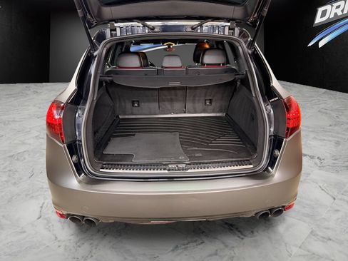 Used 2014 Porsche Cayenne GTS AWD/4WD image 12