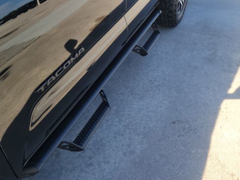 Used 2023 Toyota Tacoma 4x4 Double Cab image 10