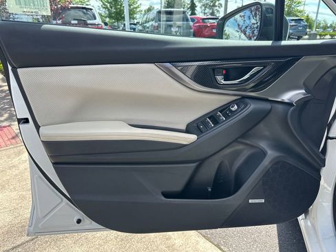 Used 2018 Subaru Impreza 2.0i Limited AWD/4WD image 11