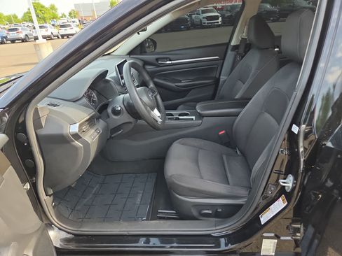 Used 2022 Nissan Altima 2.5 SV FWD image 19