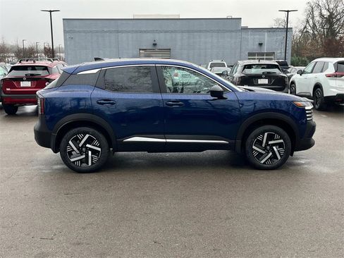 New 2026 Nissan Kicks SV image 3