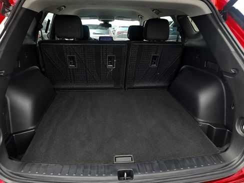 Used 2023 Chevrolet Blazer LT w/ Convenience Package FWD image 11