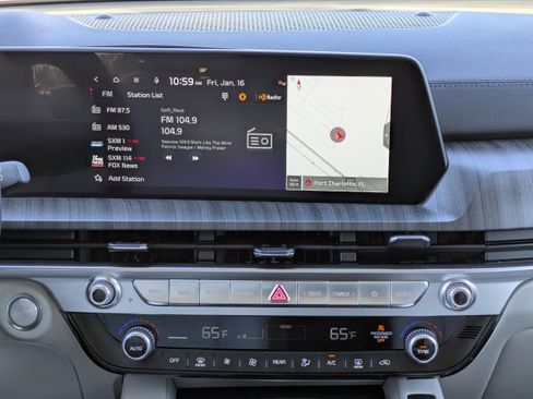 New 2025 Kia Telluride EX image 24