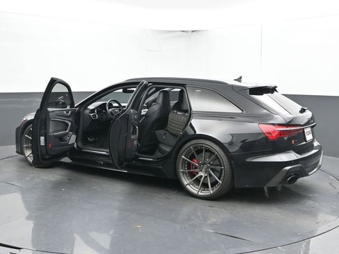 Used 2022 Audi RS 6 w/ Carbon Optic Package image 51