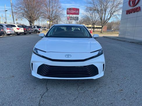 Certified 2025 Toyota Camry LE image 9