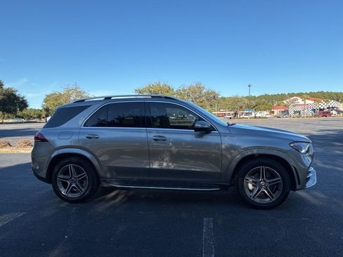 Used 2022 Mercedes-Benz GLE 350 4MATIC image 2